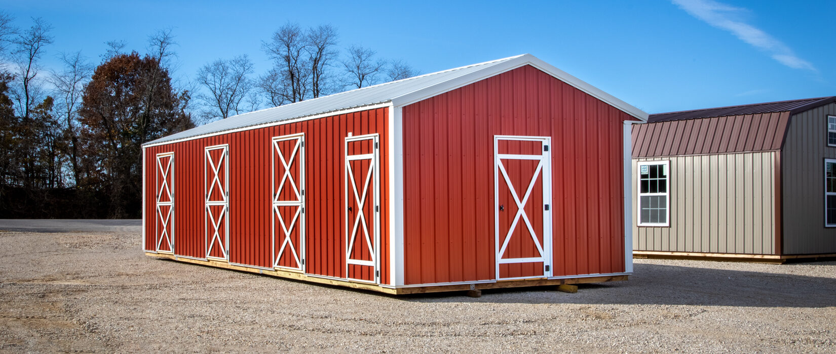 quality-horse-barn-with-metal-siding-in-ellsinore-mo