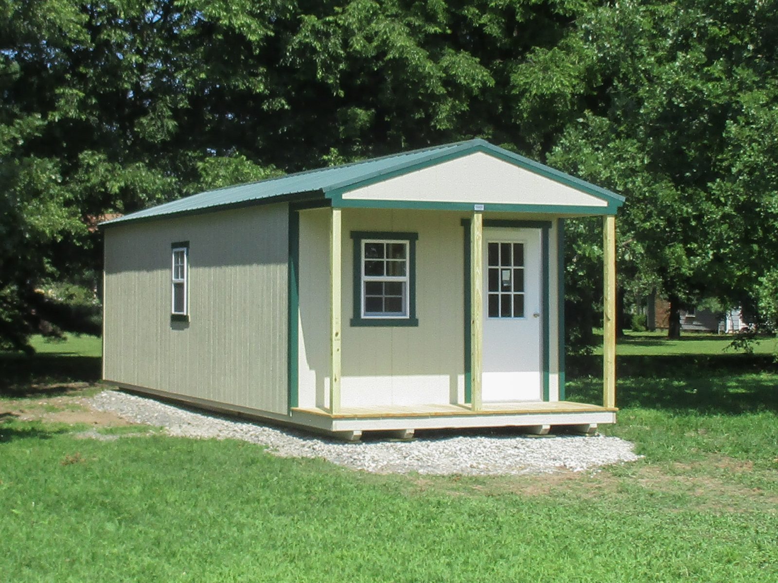 small prefab cabin 7