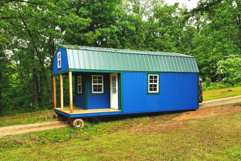 deluxe cabin 1
