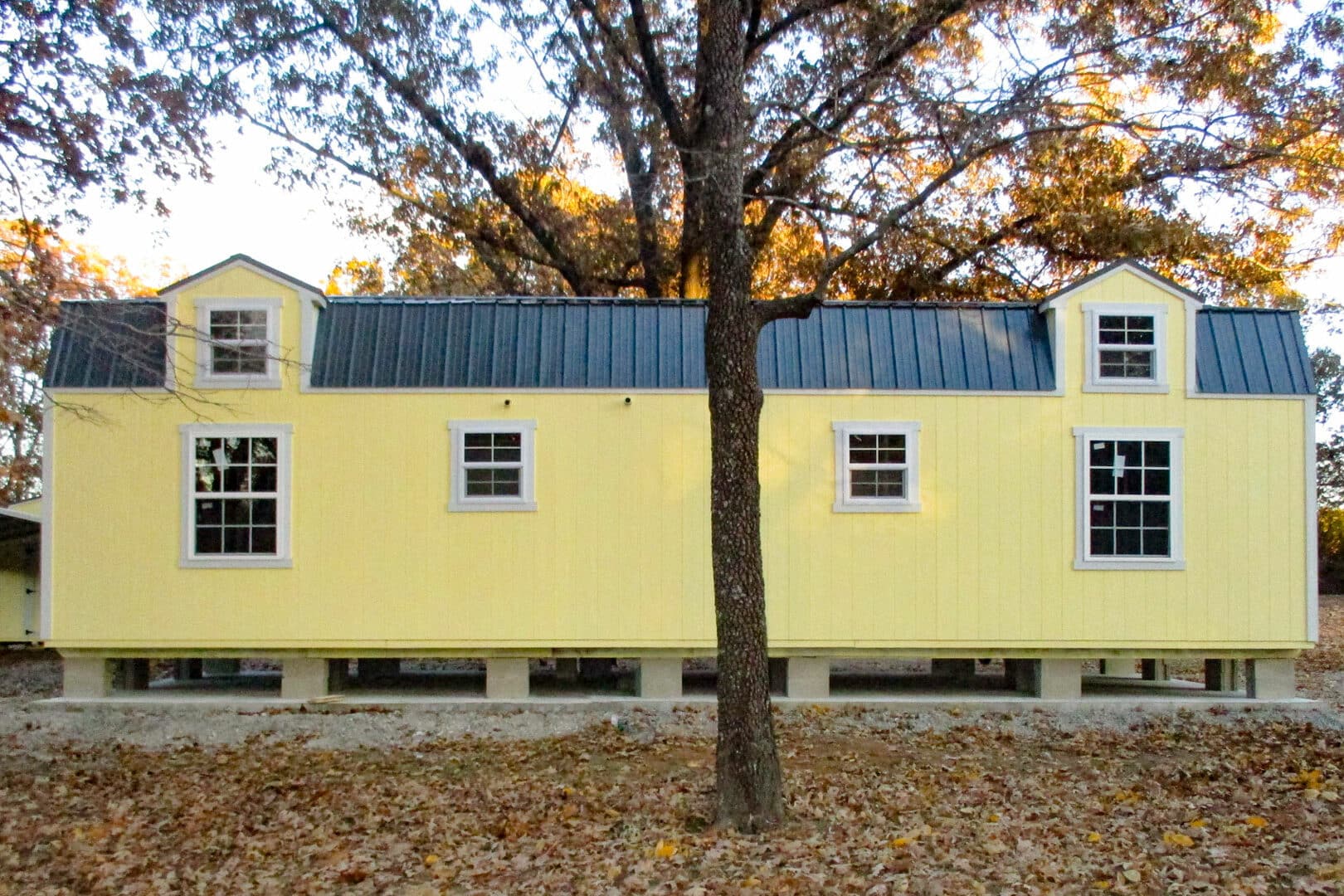 small side entry lofted cabin